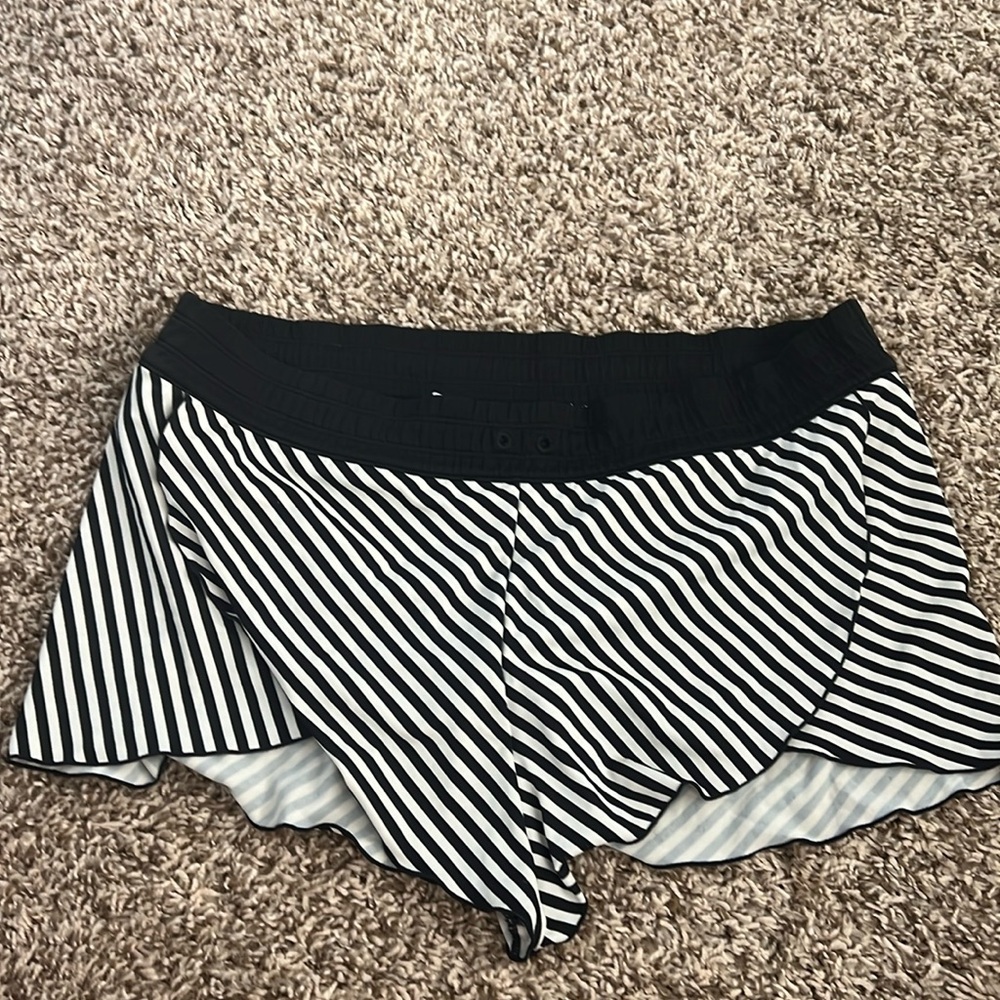 Athleta striped shorts